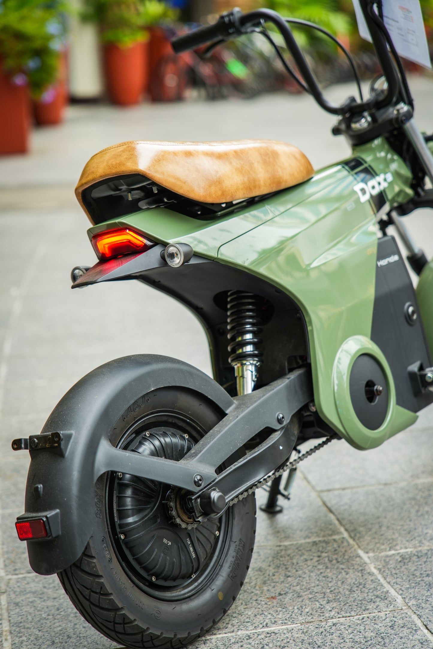 Dax Long Seat