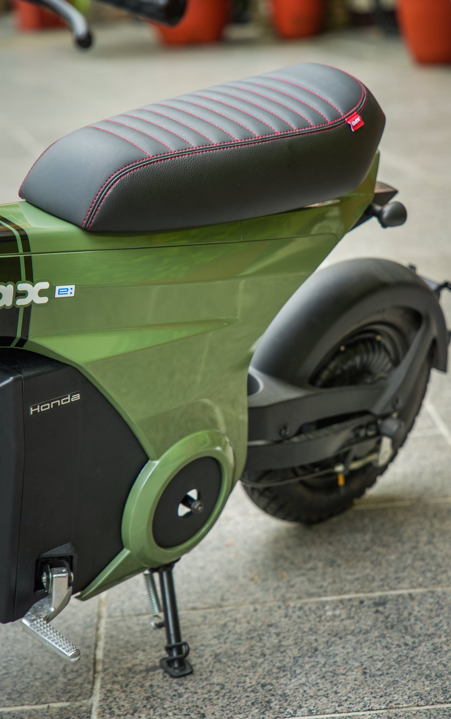 Dax Long Seat