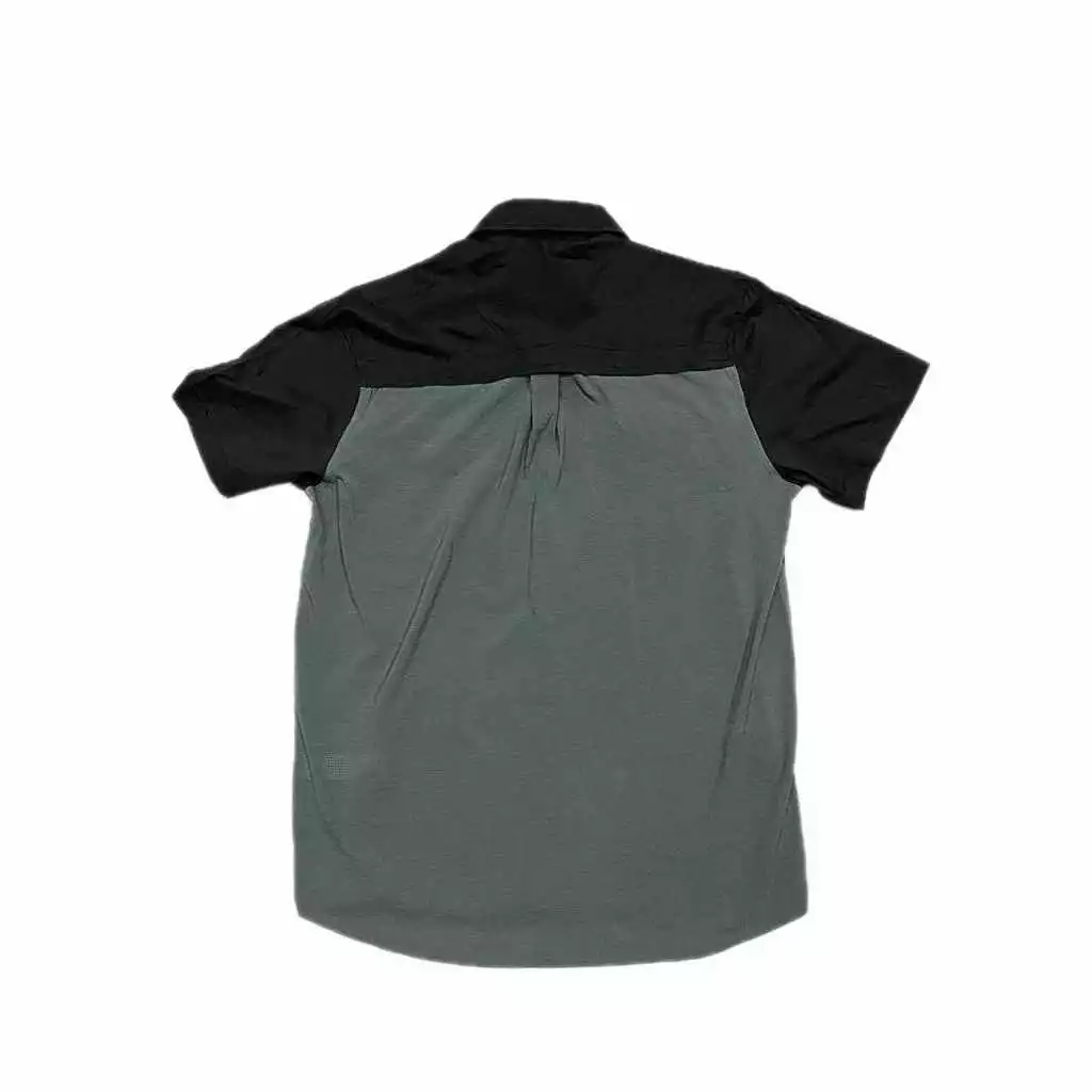 Courier Off Grid Button Down Shirt in Gloom