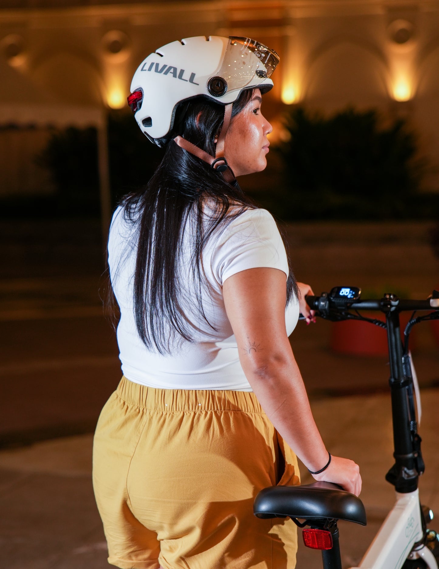 Livall Smart Urban Helmet L23